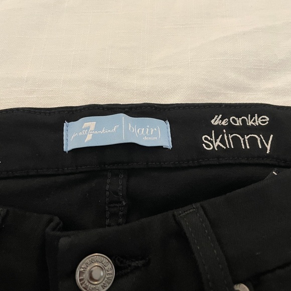 FOR ALL MANKIND black distressed ankle skinny jeans! - Picture 2 of 4